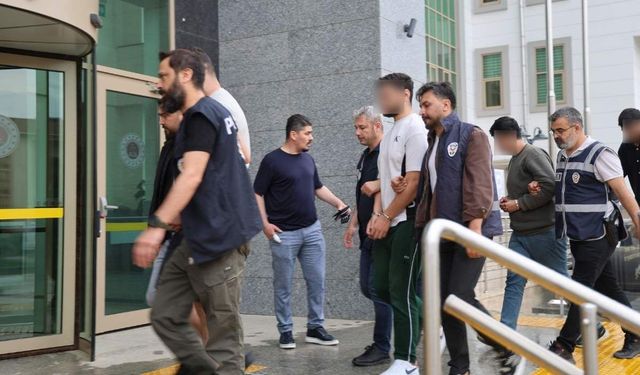 Adana’da 5 cinayet şüphelisi adliyeye sevk edildi!