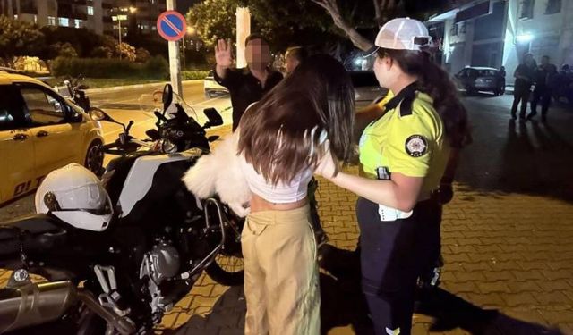 Adana’da polisin üzerine aracını sürerek kaçan kadın sürücü tutuklandı
