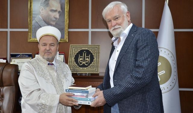 Alman vatandaşı Peter Nevşehir’de müslüman oldu