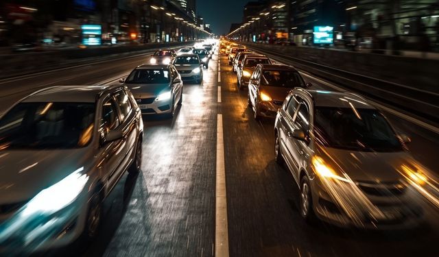 Sıfır araç satışları çakıldı: Piyasada ikinci el fırtınası başladı!