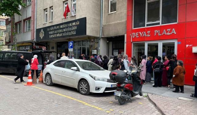Mihrişah Valide Sultan’ın emanetleri Kayseri’de ihtiyaç sahipleriyle buluştu