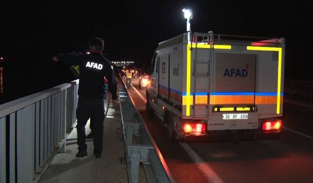 Kayseri’de Kızılırmak’a birisi düştü ihbarı ekipleri harekete geçirdi