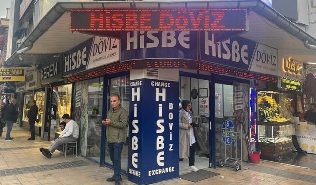 Türkiye ekonomisi %2,5 büyüdü Dolar 45 seviyelerine yükseldi