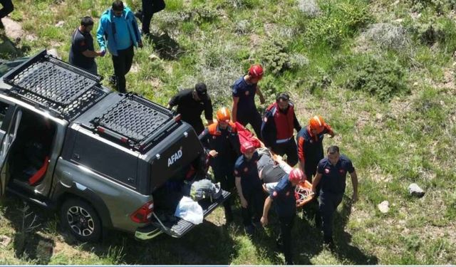 Hisarcık’ta kayalıklardan düşen şahıs yaralandı