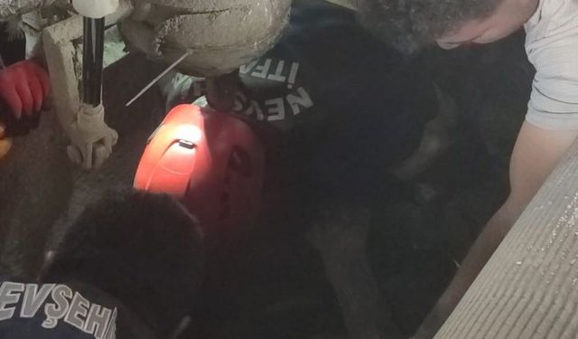 Nevşehir’de harç karma makinasına sıkışan işçi ağır yaralandı