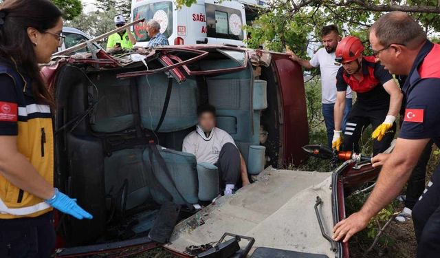 Nevşehir’de YKS’ye yetişmek isterken kaza yaptılar! 3 yaralı