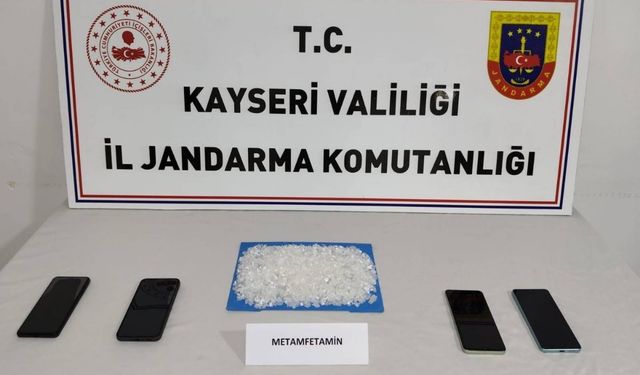 Pınarbaşı’nda Metamfetamin ele geçirildi: 4 şüpheli gözaltında