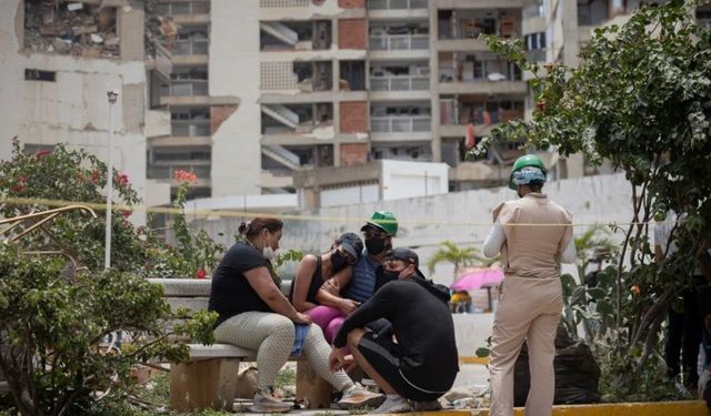 Venezuela’da yaşayan Türk, enkazdaki arayışı anlattı: Her taraftan insan sesi geliyor!