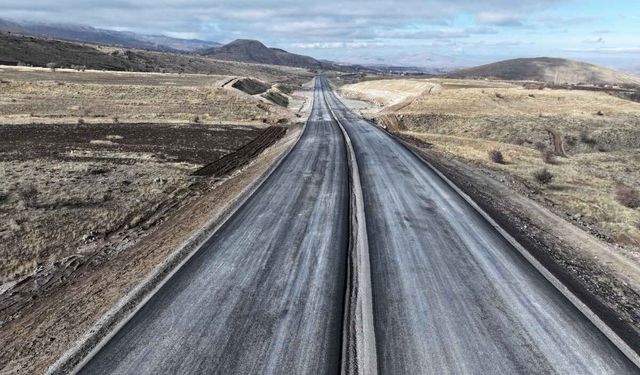 Bilal Özdoğan’ın “Kalpten kalbe yol var” dediği ilçede durak yok