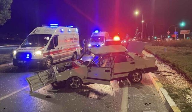Sivas’ta otomobil takla attı: 1’i ağır 3 yaralı!