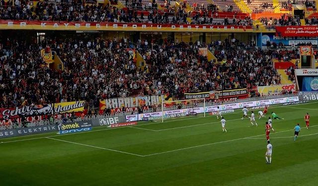 Kayserispor Bursaspor maçı öncesi merakla bekleniyordu: Sayı belli oldu