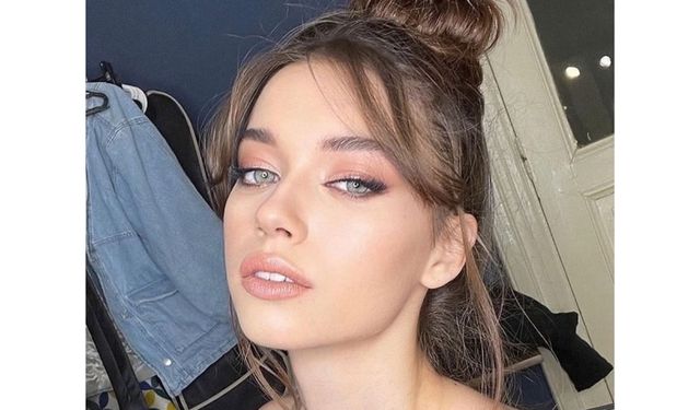 Afra Saraçoğlu havalimanında gözaltına alındı