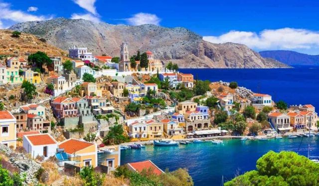Meis Adası’nda yaşayacaklara 5 bin Euro destek verilecek