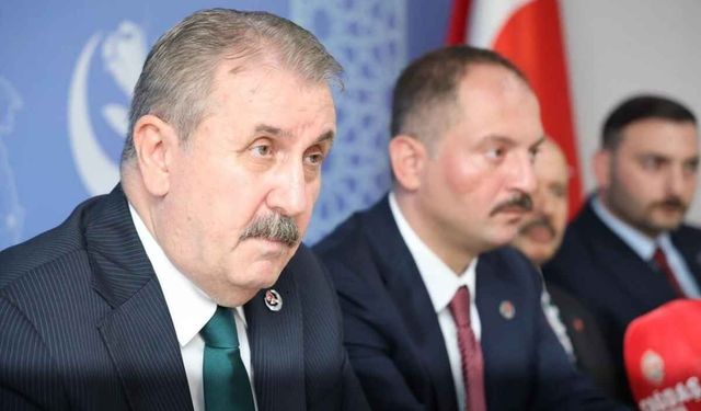 Mustafa Destici: Çizgimiz belli, sınırımız terör ve şiddettir