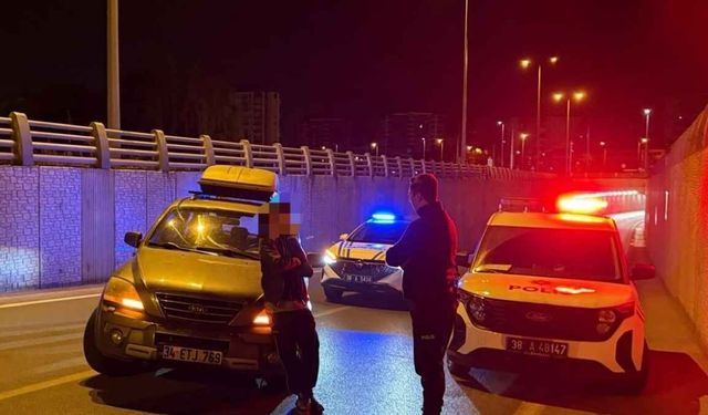 Yozgat’tan dedesinin arabasını kaçıran engelli sürücü Kayseri’de kaza yaptı