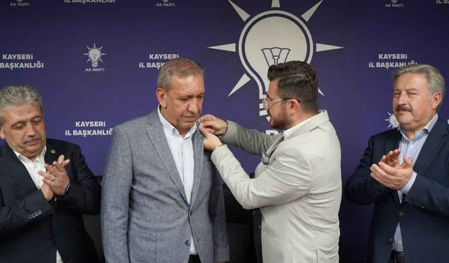 CHP’de istifa, AK Parti’de rozet! Mahir Ağca saf değiştirdi