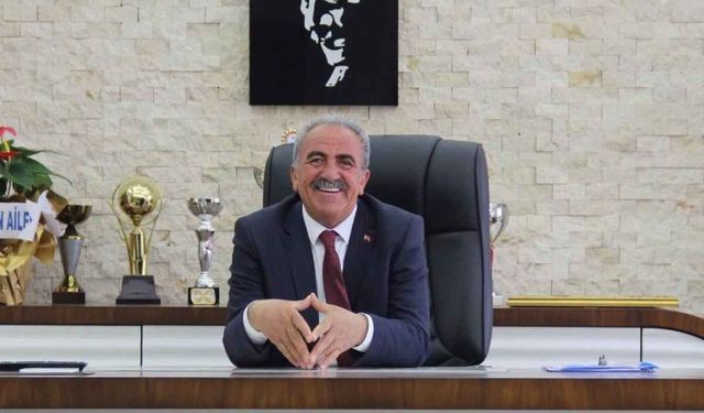 AK Parti’ye geçen Felahiye Belediye Başkanı: Alnımız ak, başımız dik!
