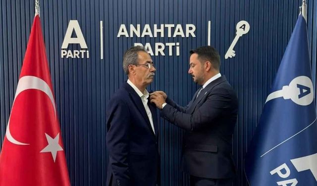 Anahtar Parti Akkışla İlçe Başkanlığına Ömer Çelikten atandı