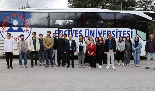 ERÜ’lü öğrenciler Kayseri’nin tarihi zenginliklerini keşfetti