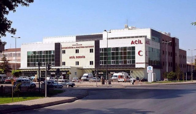 Kayseri Devlet hastanesinde skandal: Ameliyatta alınan parça kayboldu, yerine başka hastanın dokusu konuldu!