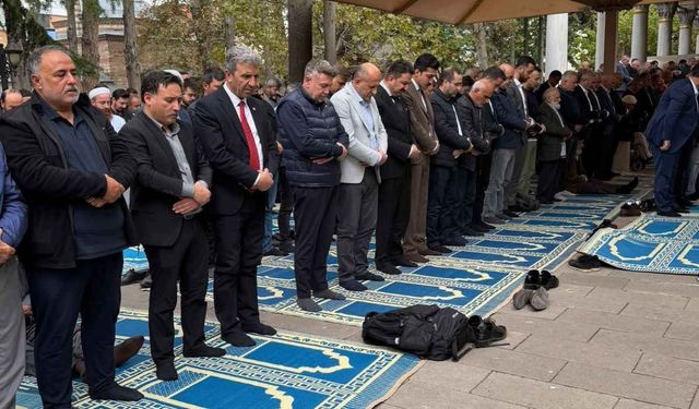 Vali Gökmen Çiçek taziyeleri kabul edecek!