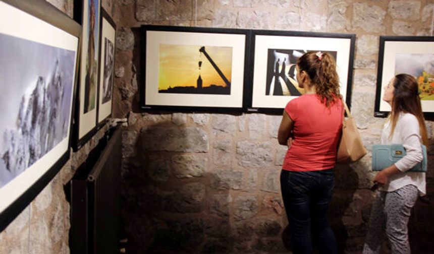 24 Ustanın 48 Fotoğrafı İzleyicileri İle Buluştu