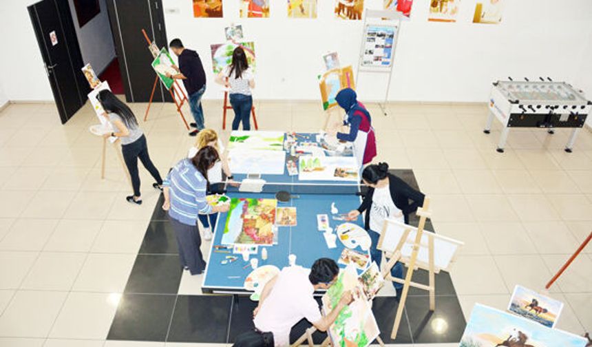 İlham Çarşısı Resim Kursu Açtı