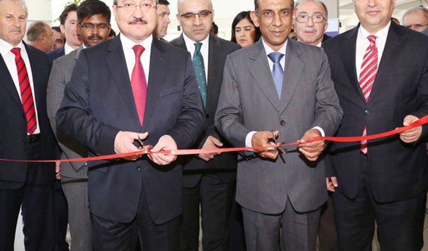 ERÜ’de Hint Mimarisi Sergisi Açıldı