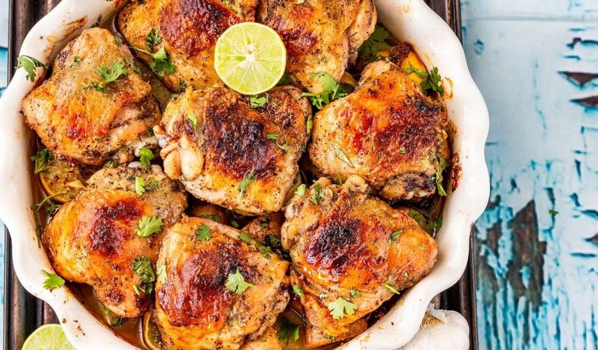 Fırında hafif sebzeli tavuk tarifi: Diyet yaparken bayram sofrası hissi!