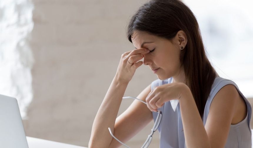 Göz yorgunluğunu azaltmak için uygulanabilecek yöntemler