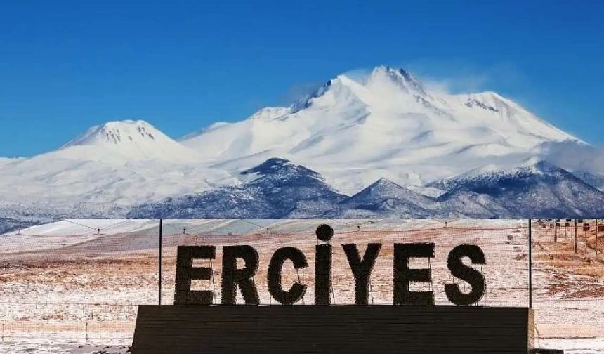 Erciyes’te kar yağışı etkili oldu! Kayseri Erciyes’te sezon ne zaman başlayacak?