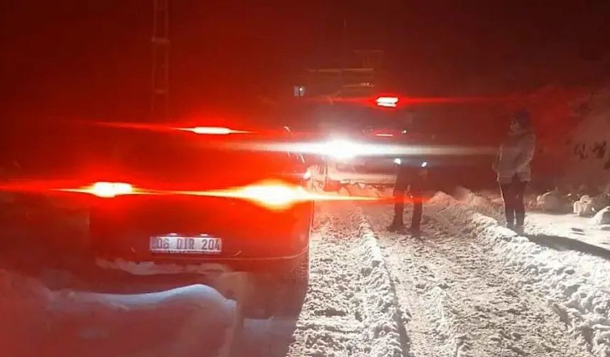 Hacılar'da su deposu civarında 2 kişi mahsur kaldı