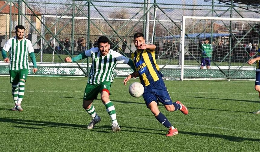 Lider Kayseri Şekerspor nefes kesen maçta son dakikada güldü