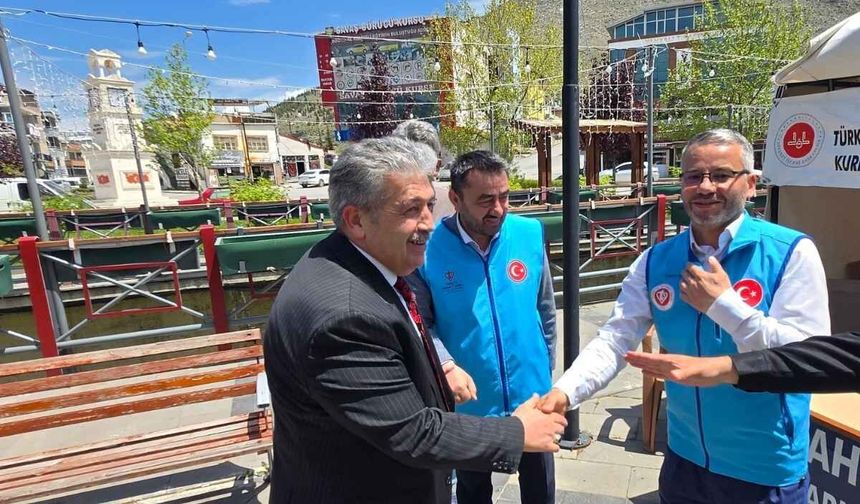 AKP'li Bayar Özsoy Yahyalı’da ziyaretlerde bulundu