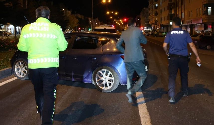 Nevşehir’de 5. Kez alkollü şekilde direksiyona geçen sürücü suçu yardıma gelen vatandaşa attı
