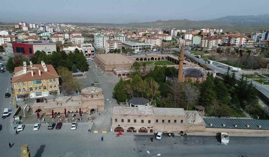 Büyükşehir’den İncesu’ya 17,5 milyon TL