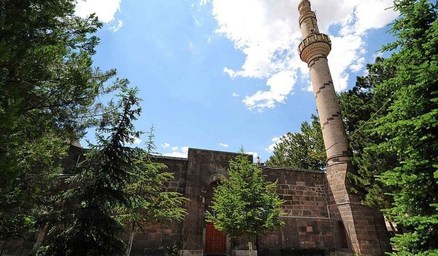 Bünyan'da 15 Temmuz şehitleri için Mevlid programı düzenlendi