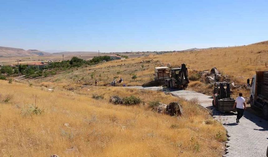 İncesu’da Küllü Mahallesi’nin yolları yenileniyor