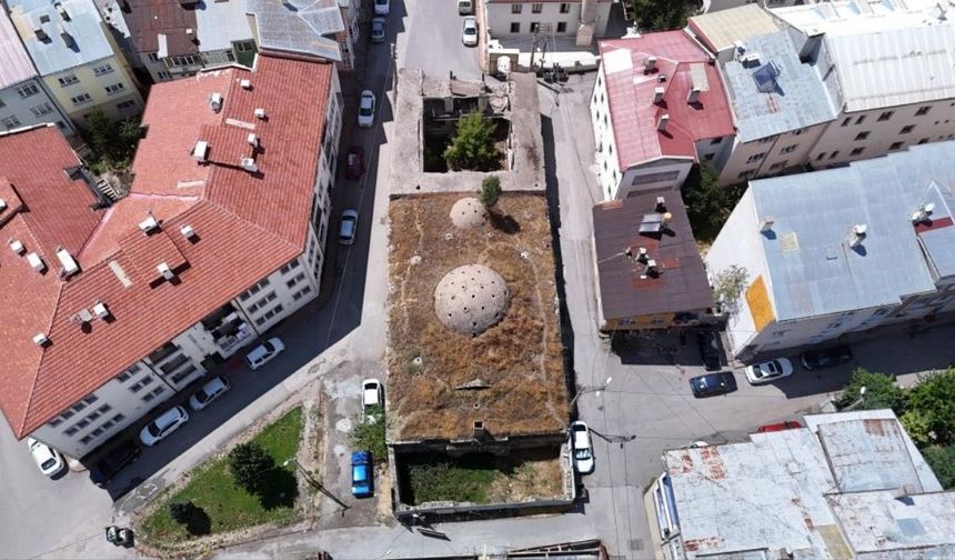 Yangın gördü yine yıkılmadı! 122 yıllık hamam turizme kazandırılacak