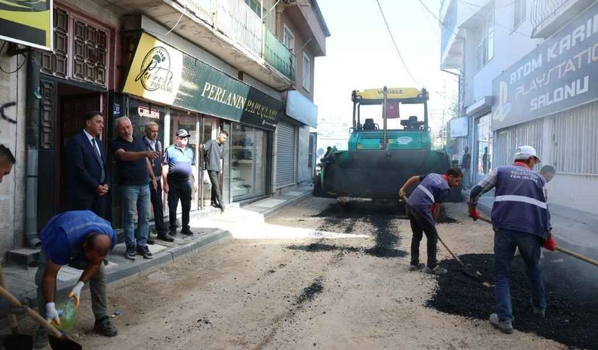 Kayseri’de Eski Pazar Yeri’nde sıcak asfalt çalışması başladı!