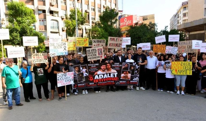 Adana'da 2 gencin öldüğü kazada tahliye kararı! Aileler protesto etti