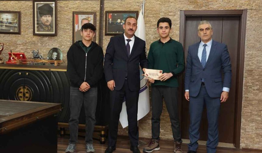 Kayserili öğrencilerden belediye başkanına mektup: 1923’ten size bir mektup var!