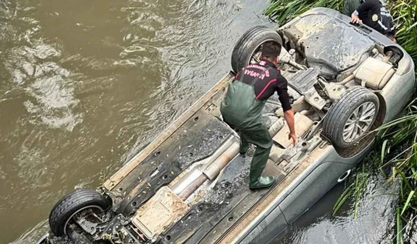 Kahramanmaraş'ta otomobil köprüden uçtu: 2 ölü