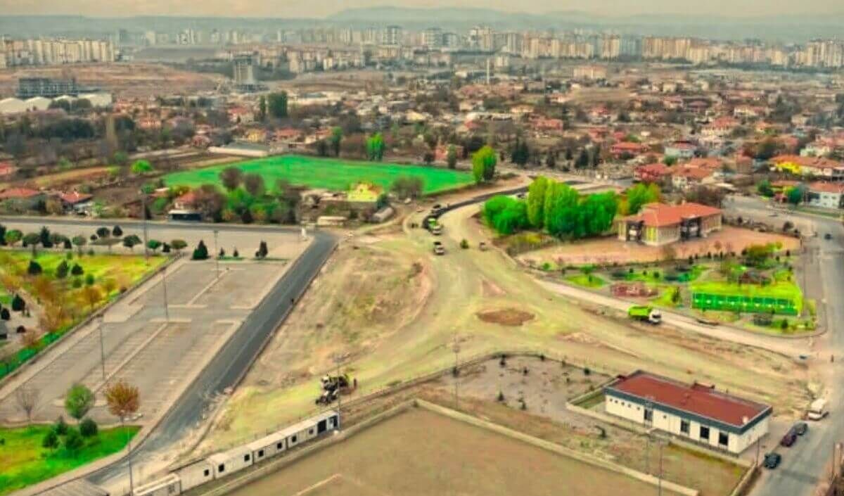 Kimler hiç emlak vergisi ödemeyecek?
1319 sayılı Emlak Vergisi Kanunu’na göre geliri olmayanlar, sadece emekli maaşı alanlar, ev hanımları, gaziler, engelliler, şehitlerin dul ve yetimleri 200 m²’yi geçmeyen tek mesken için vergi ödemeyecek.
