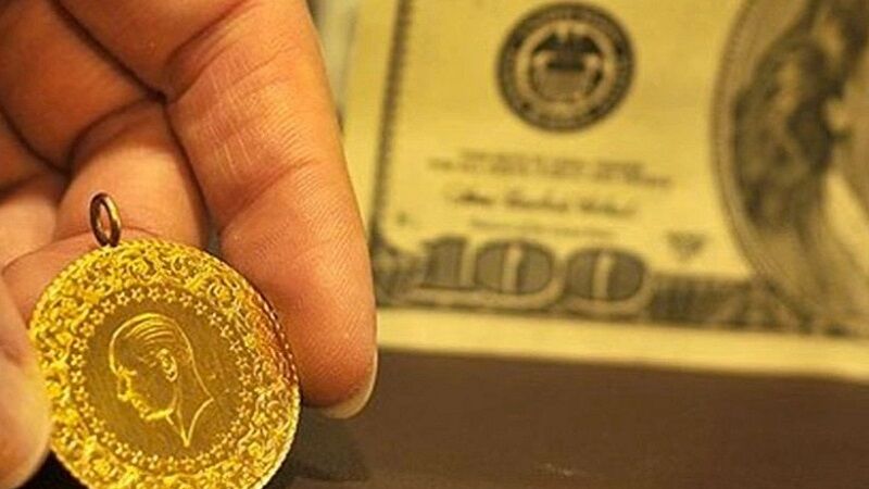 Her Gün Yeni Zirveler Geliyor
Altın ve Para Piyasaları Uzmanı İslam Memiş, değerli metallerde son sekiz haftadır süren rekor denemelerine dikkat çekti. Memiş’e göre altındaki yükseliş klasik piyasa dinamikleriyle açıklanamayacak kadar hızlı ilerliyor. Dünyada yatırımcıların panik alımları, ekonomik kriz endişeleri ve jeopolitik riskler fiyatları yukarı taşıyor. Ancak bu sürecin geçici olabileceği vurgulanıyor.