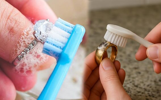 2. Yumuşak Bir Fırça ile Temizleyin
Takılarınızdaki ulaşılması zor yerlerde biriken kirleri temizlemek için yumuşak kıllı bir diş fırçası kullanabilirsiniz. Sabunlu suya batırdığınız fırçayla takıyı nazikçe fırçalayın, ancak sert hareketlerden kaçının. Altının yumuşak yapısı çizilmeye yatkındır, bu yüzden hafif dokunuşlarla işlem yapın. Ardından ılık suyla durulayın ve yumuşak bir mikrofiber bezle kurulayın.