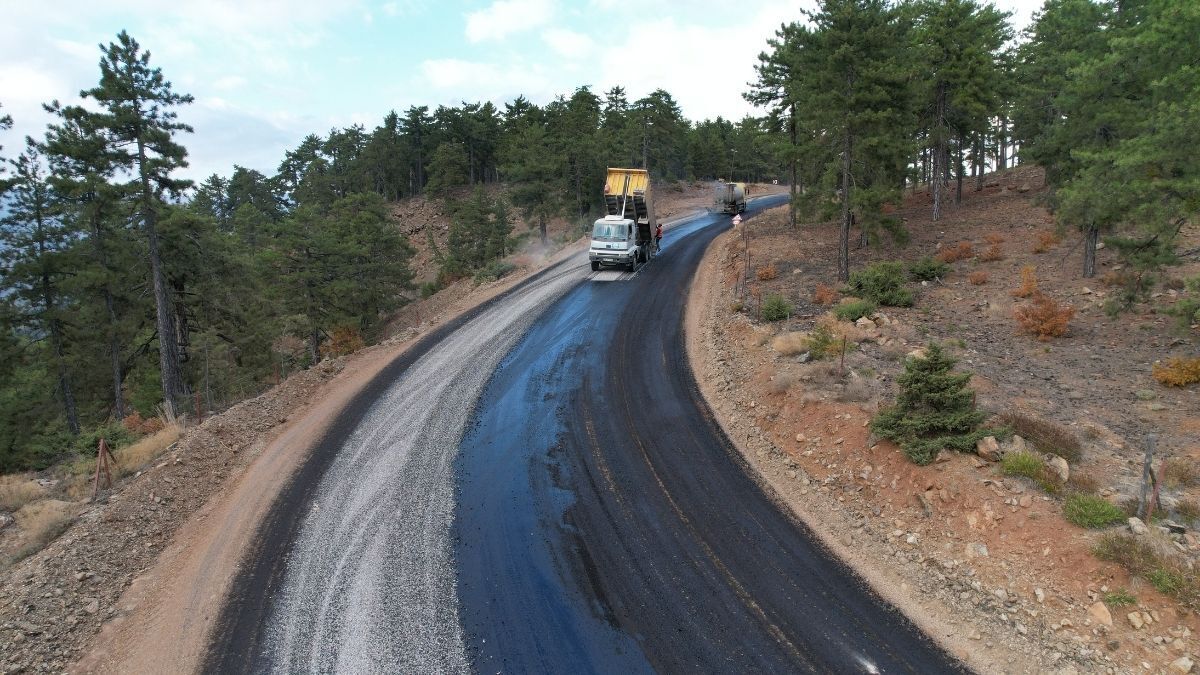 Büyükkılıç ilçe ilçe yatırıma koşuyor! Yahyalı’ya 51 milyonluk bütçe ayırdı