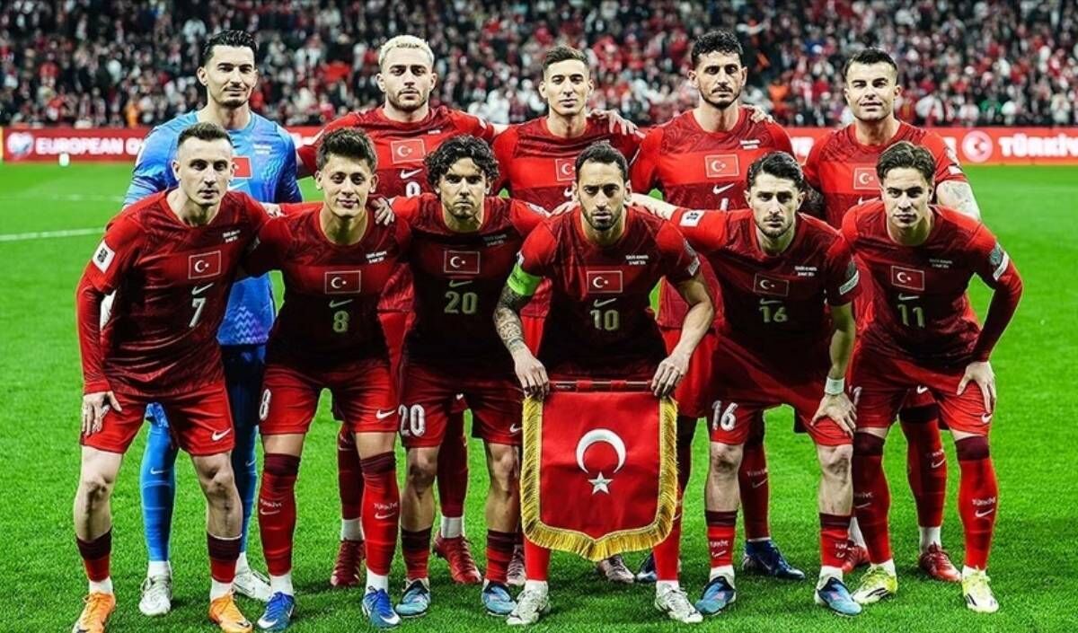 A Milli futbolculara villa jesti! Bakın kimler alacak?