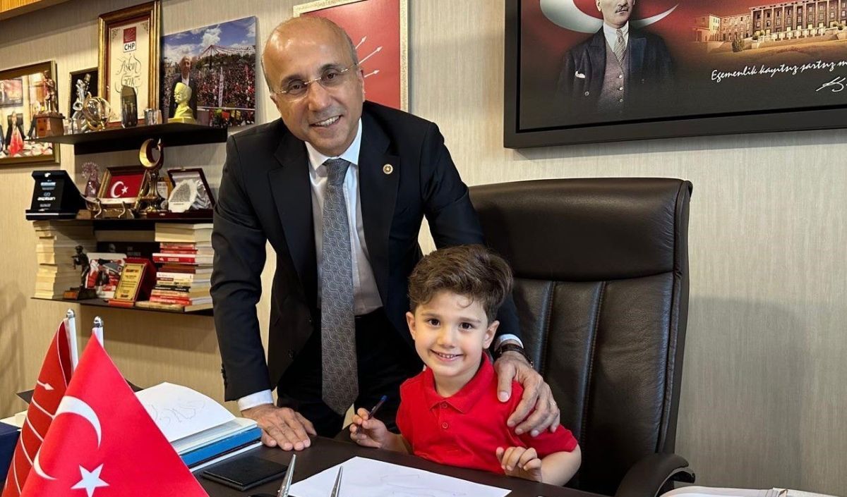 Aşkın Genç, 23 Nisan’da koltuğunu devretti