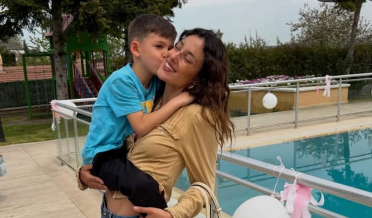 Cansu Tosun erkan kolcak kostendil